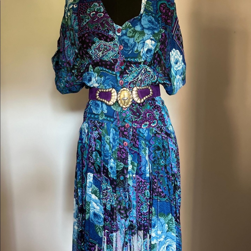 Vintage semi sheer floral button up summer dress by Symphony 🎼 size small,